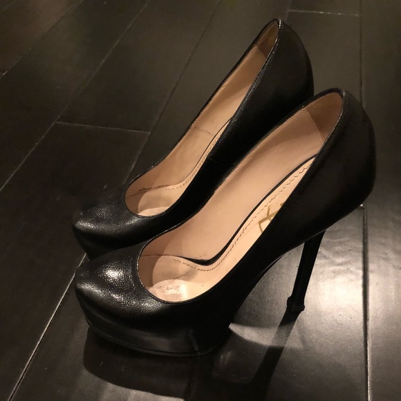 Heels - Picture 2 of 2